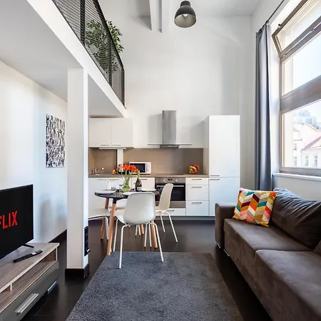 2-room Loft-apartments I 6 Guests I Metro I Karlin *