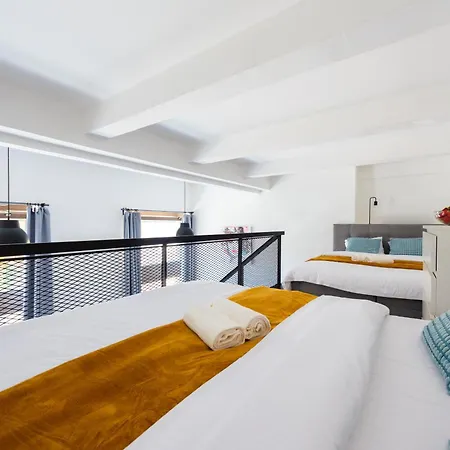 2-Room Loft-Apartments I 6 Guests I Metro I Karlin