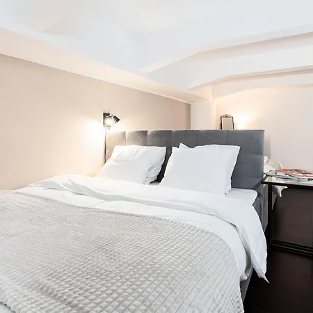 2-Room Loft-Apartments I 6 Guests I Metro I Karlin