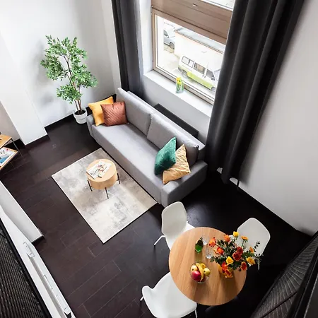 2-Room Loft-Apartments I 6 Guests I Metro I Karlin *