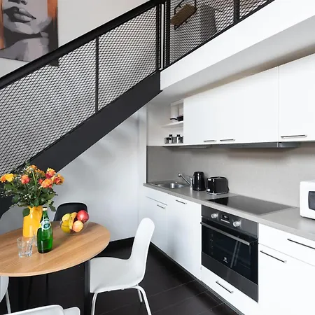 2-Room Loft-Apartments I 6 Guests I Metro I Karlin