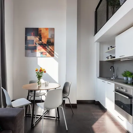 2-Room Loft-Apartments I 6 Guests I Metro I Karlin