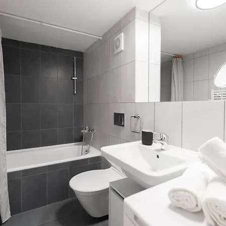 Modern Loft-apartments In 아파트 *