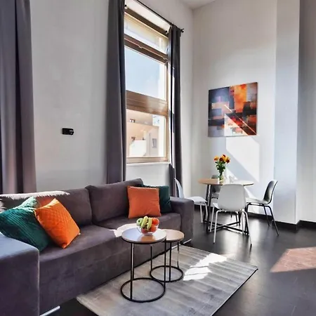 Modern Loft-apartments In Lägenhet Prag